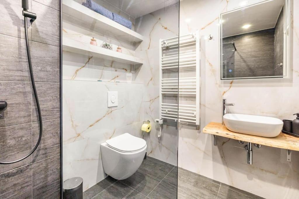 Cozy Renovated Apartment Close To Schoenbrunn Palace Vídeň Exteriér fotografie